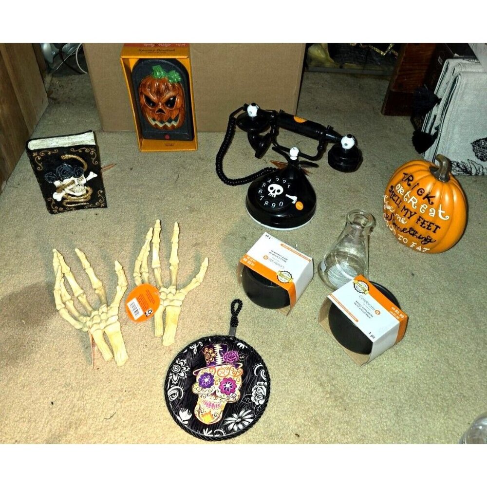 Lot of 10 New Halloween Haunted Phone Caulderons Skelelton Hands Doorbell‎ Vial
